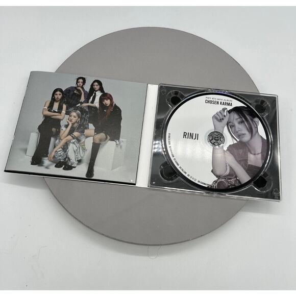 Pixy 4th Mini Album Chosen Karma Rinji Version CD Genie Music - Picture 3 of 7